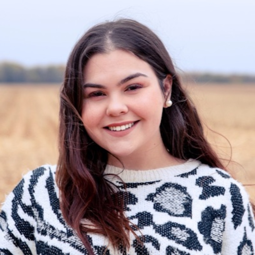 Meet your Posher, Jasmine